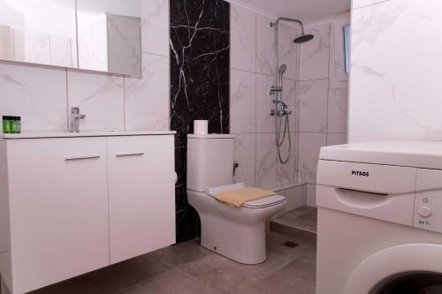 Villa Elina By Golden Residence