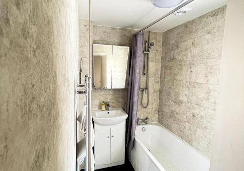 Apartamento On The Shore By My Getaways
