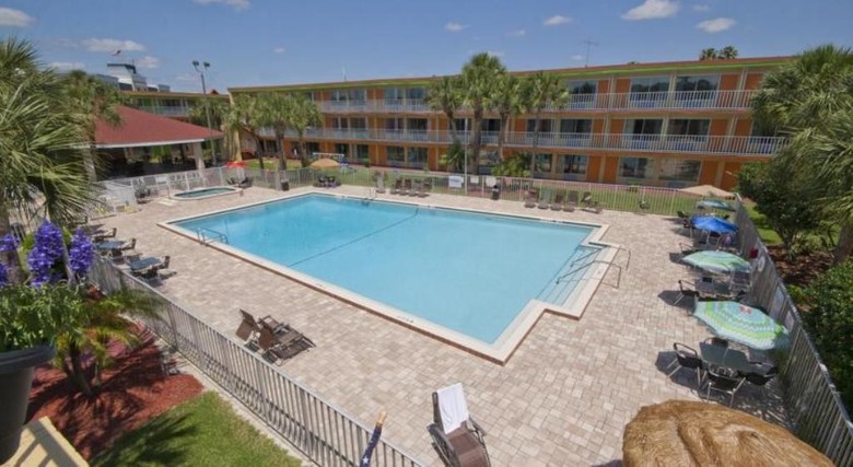 Hotel Roomba Inn & Suites Orlando