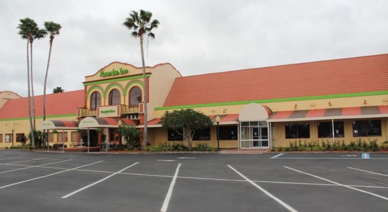 Hotel Roomba Inn & Suites Orlando