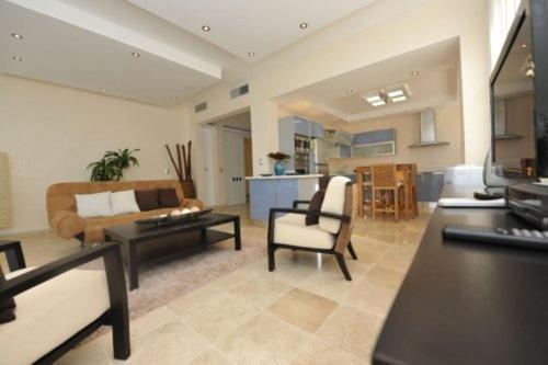 Aparthotel Watermark Luxury Oceanfront Residences