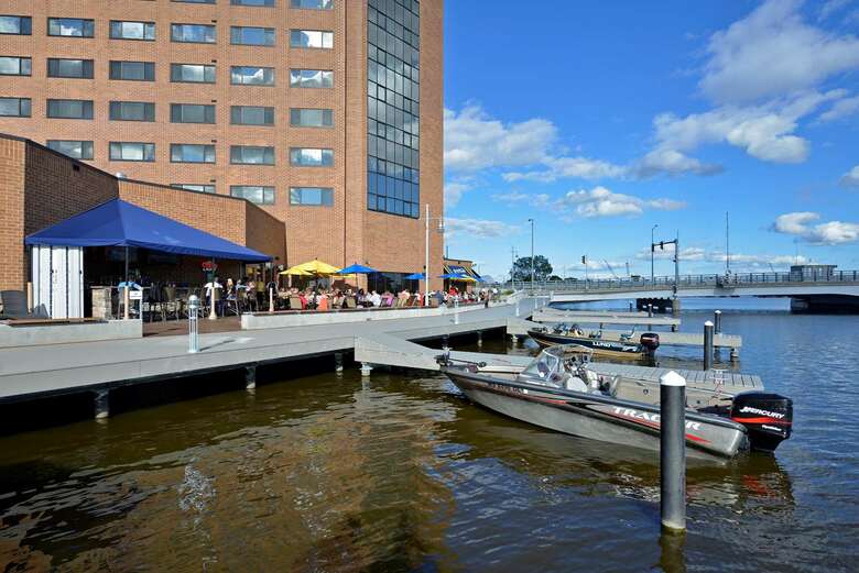 Best Western Premier Waterfront Hotel & Convention Center