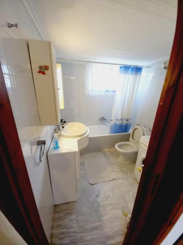 Ekie Apartment 2 With Sea View