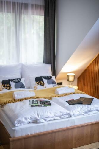 4 �vszak V�lgyhotel