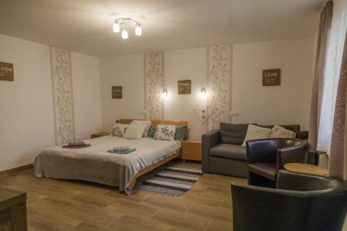 Hostal Sz�vem Cs�cske Vend�gh�z