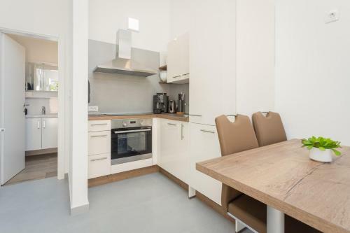 Hostal Bella Vista Apartments