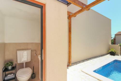 Beautiful Villa Lona With Private Pool Near Pula