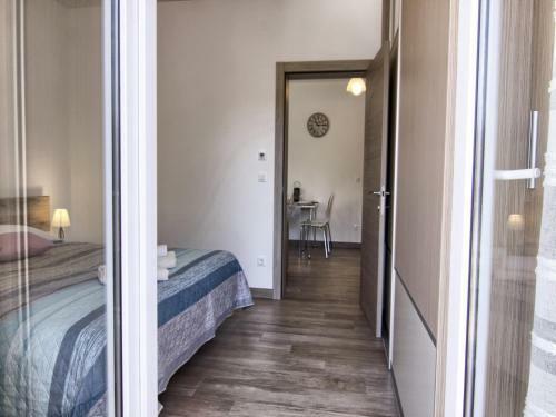 Hostal Apartments Victoria