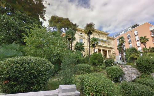 Apartamento Yacht Club Residence