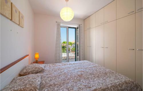Stunning Apartment In Postira With Wifi And 2 Bedrooms