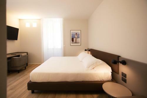 Bed & Breakfast Palazzo Bellocchi - Suites & Apartments