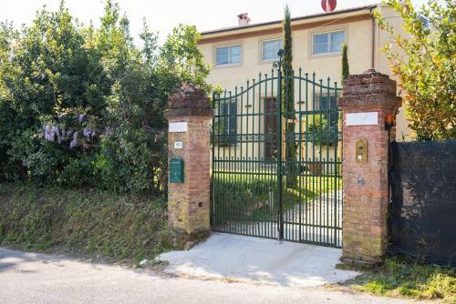 Villa Viloca In Camaiore, With Jacuzzi