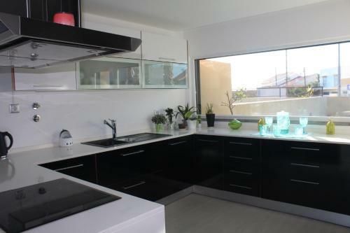 Arriba Beach & Country Villa