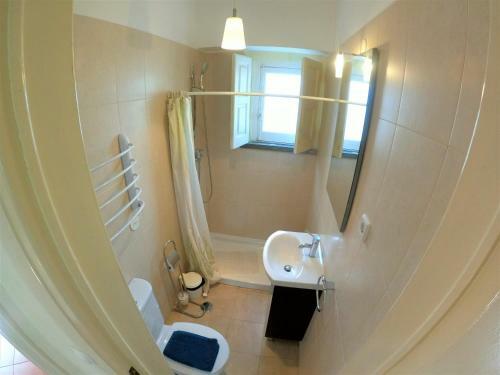 Sintra V4 House With Garden In Colares