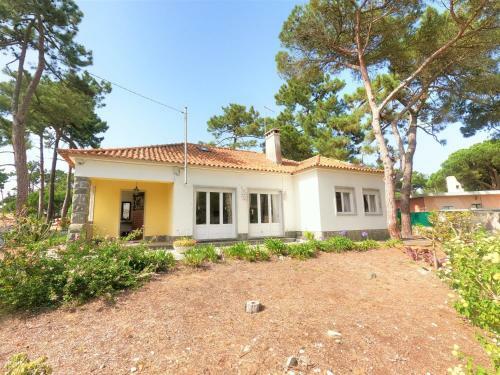 Sintra V4 House With Garden In Colares