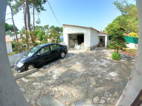 Sintra V4 House With Garden In Colares