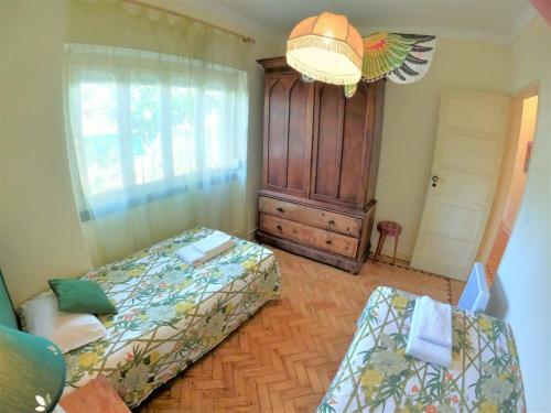 Sintra V4 House With Garden In Colares