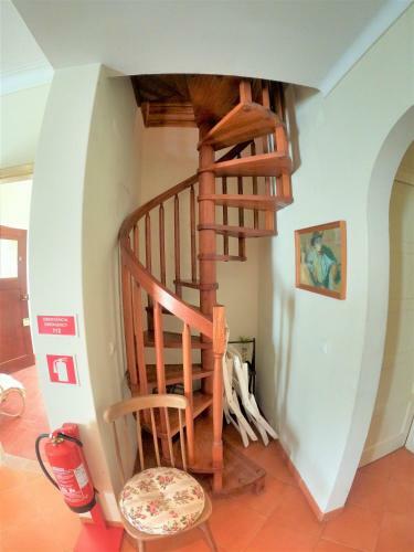 Sintra V4 House With Garden In Colares