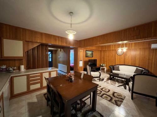 Bursa Uluda? Ete?inde, Orman?n ?�erisinde, Havuzlu Bah�eli Kiral?k Villa