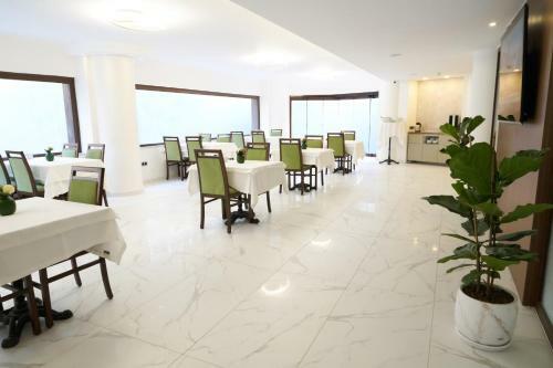 Hotel M?ra Otel Alsancak