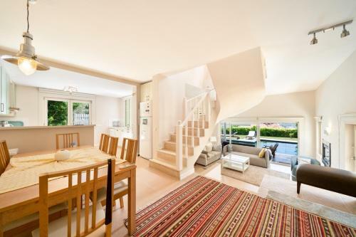 Villa Sea View & Private Pool-peony