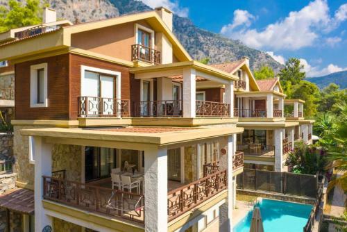 Deniz Ve Orman Manzaral? 4+2 Villa Almina