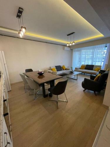 Apartamento Alpi? Aden House Evler?