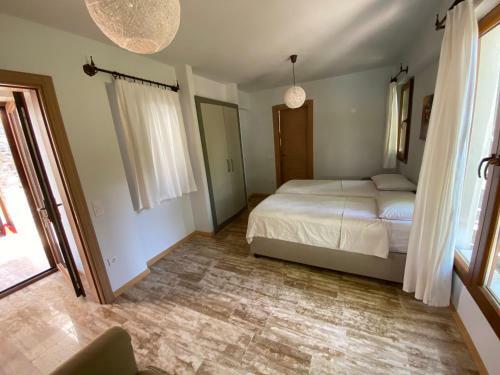 Villa Merry - Dalyan Stonehouse With Palmtrees, 50m To River