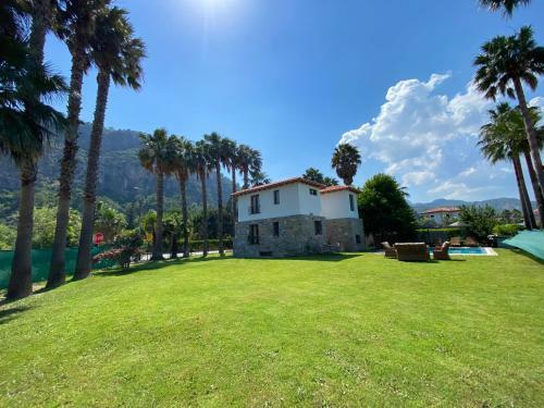 Villa Merry - Dalyan Stonehouse With Palmtrees, 50m To River