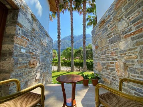 Villa Merry - Dalyan Stonehouse With Palmtrees, 50m To River