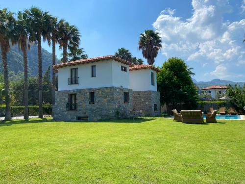 Villa Merry - Dalyan Stonehouse With Palmtrees, 50m To River
