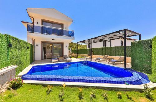 Serene Villa W Private Pool And Bbq In Kas