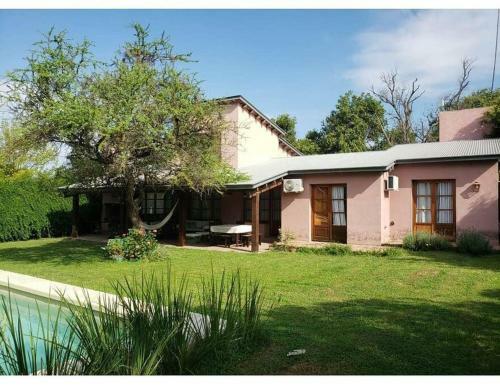 Casa En Barrio Privado 3 Dorm. / 3 Ba�os / Piscina