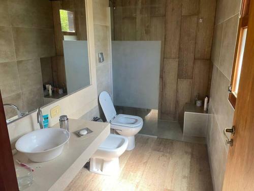Casa En Barrio Privado 3 Dorm. / 3 Ba�os / Piscina