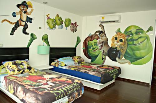 Hotel Paraiso Hollywood