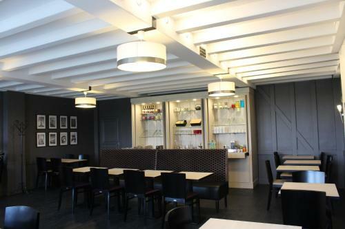 Hotel Logis Le Quai Fleuri