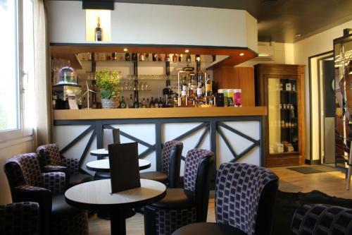 Hotel Logis Le Quai Fleuri