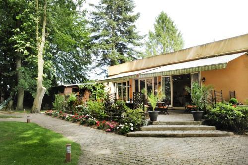 Hotel Logis Le Quai Fleuri