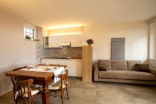 Bed & Breakfast Podere Castagne'