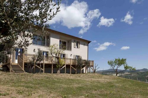 Bed & Breakfast Podere Castagne'