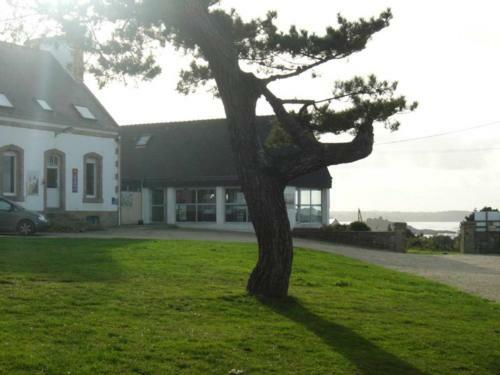 Hostal La Maison De Kerdi�s