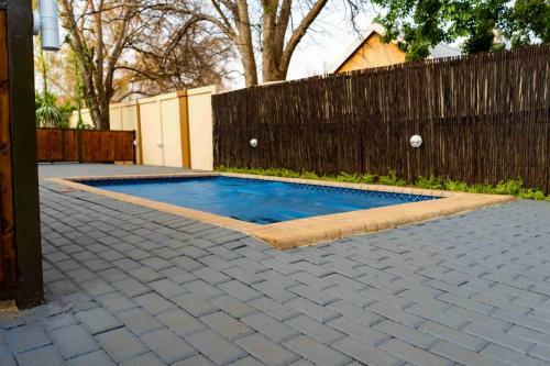 Hostal 74 On Retief Guesthouse