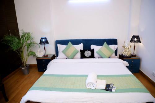 Fortune Home Service Apartment