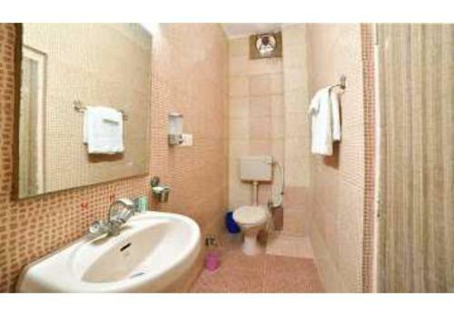Oyo 90495 Comfort Hotel