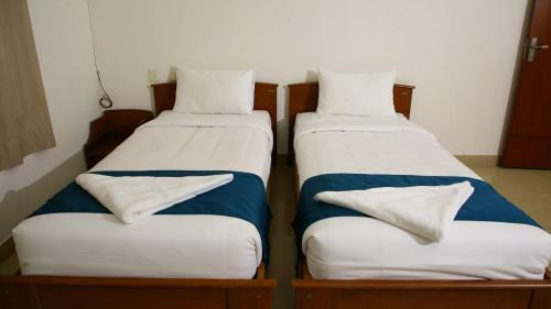 Hotel White Fern Stays