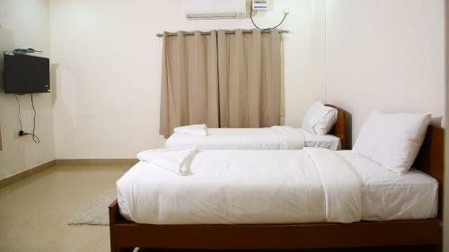 Hotel White Fern Stays