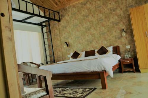 Hotel Resort Prakriti Unwind
