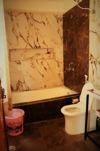 Hotel Resort Prakriti Unwind