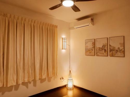 Amazing 4 Bedroom Townhouse With Ample Parking