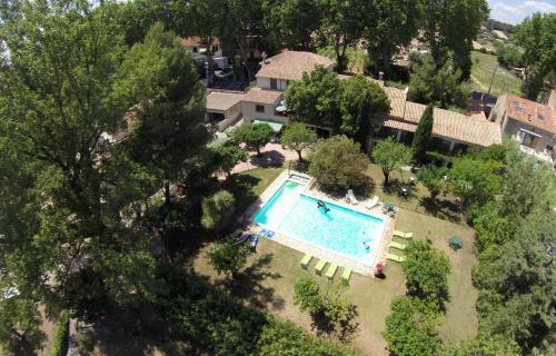 Hotel Logis Auberge De La Tour